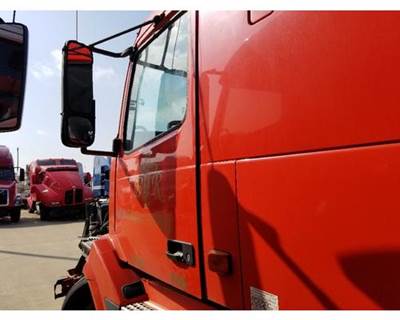 Volvo VNL Left Front Door Assembly