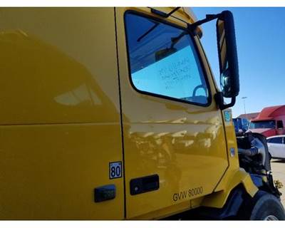 Volvo VNL Front Door Assembly