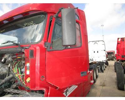 Volvo VNL Left Front Door Assembly