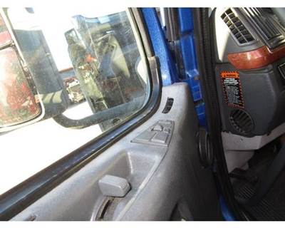Volvo VNL Right Front Door Assembly