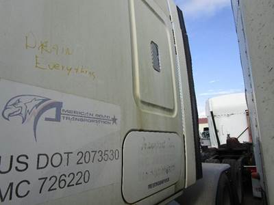 Freightliner Cascadia Rear Door Assembly for a Freightliner CASCADIA 125