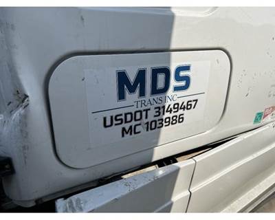 Freightliner Cascadia Right Rear Door Assembly for a Freightliner CASCADIA 125