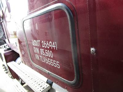 Freightliner Columbia Left Rear Door Assembly for a Freightliner COLUMBIA 120