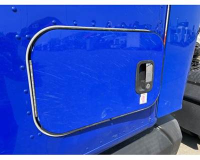 Kenworth T680 Left Rear Door Assembly
