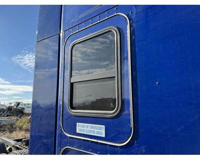 Kenworth T680 Right Rear Door Assembly