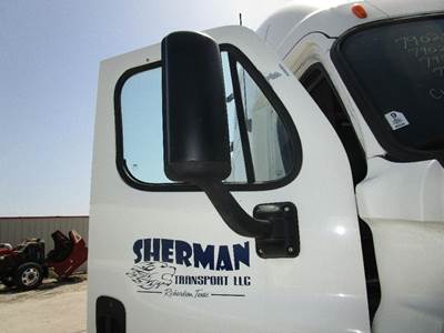 Freightliner Cascadia Right Door Mirror for a Freightliner CASCADIA 125