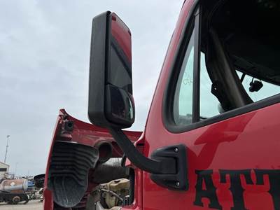 Freightliner Cascadia Left Door Mirror for a Freightliner CASCADIA 125