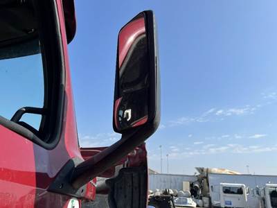 Freightliner Cascadia Right Door Mirror for a Freightliner CASCADIA 126
