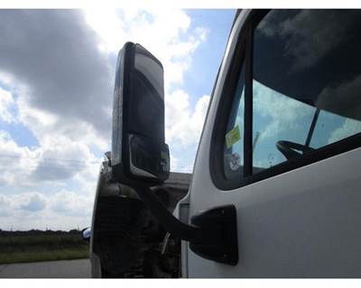 Freightliner Cascadia Door Mirror for a Freightliner CASCADIA 125