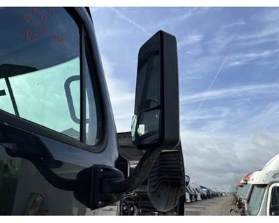 Freightliner Cascadia Right Door Mirror for a Freightliner CASCADIA 125