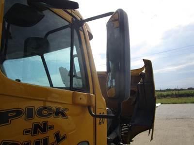 Freightliner Columbia Right Door Mirror for a Freightliner COLUMBIA 120