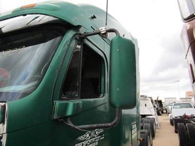 Freightliner Columbia Left Door Mirror for a Freightliner COLUMBIA 120