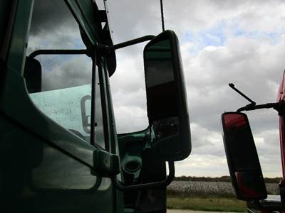 Freightliner Columbia Right Door Mirror for a Freightliner COLUMBIA 120