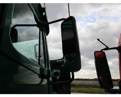 Freightliner Columbia Right Door Mirror for a Freightliner COLUMBIA 120