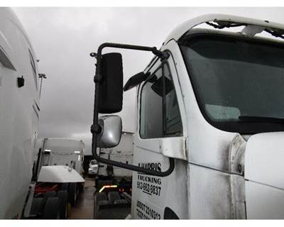 Freightliner Columbia Right Door Mirror for a Freightliner COLUMBIA 120