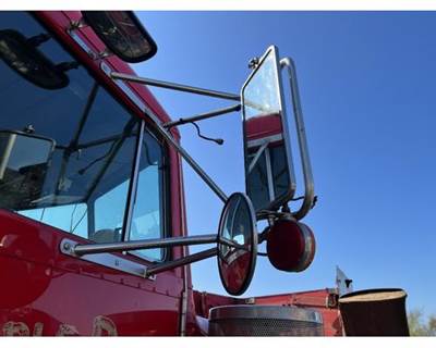 Peterbilt 379 Right Door Mirror
