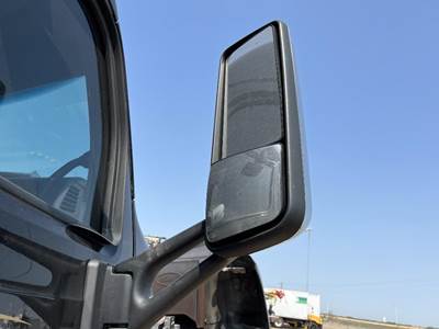 Peterbilt 567 Right Door Mirror