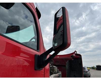 Peterbilt 579 Right Door Mirror
