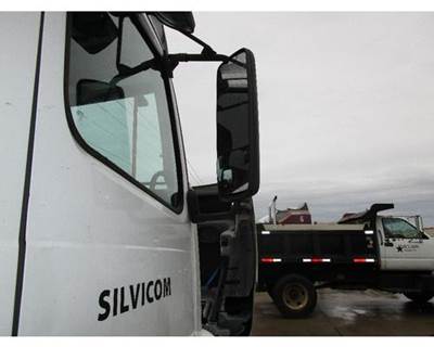 Volvo VNL Right Door Mirror
