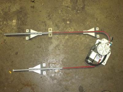 International 9200 Door Window Regulator