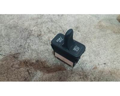Used Freightliner Cruise Control Switches, Part # A06-30769-012