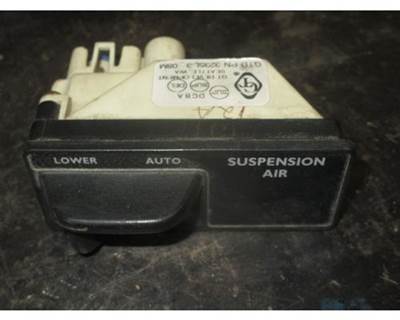 Used Freightliner GTD Suspension Air Dump Switch, Part # 3235L-3