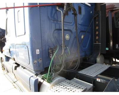 Used 2009 Freightliner Cascadia 125 Coiled Green Trailer ABS Cable