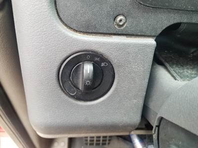 Freightliner Cascadia Electrical Parts for a Freightliner CASCADIA 125