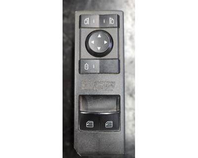 Used 2018 & Up Freightliner Cascadia Left Side Door Controls, Part # A66-09199-000 / A66-24310-006