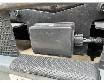 Used 2016 Freightliner Cascadia 125 Front Collision Sensor