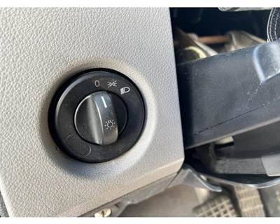 Used 2019 Freightliner Cascadia 126 Light Control Unit