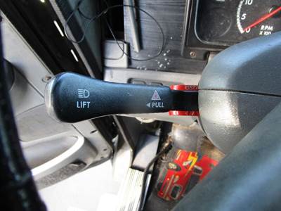 Freightliner Columbia Electrical Parts for a Freightliner COLUMBIA 120