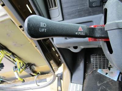 Freightliner Columbia Electrical Parts for a Freightliner COLUMBIA 120