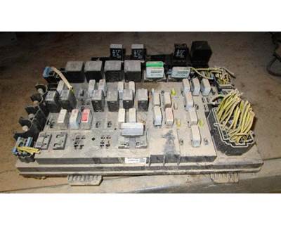 Used Freightliner Columbia Fuse Panel, Part # A06-30265-000
