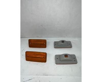 Used Freightliner Columbia Grote Amber Cab Marker Lens 4691 (4 Count)