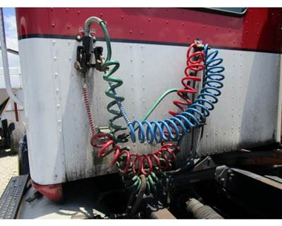 Used Coiled Green Trailer ABS Cable for International 9200I