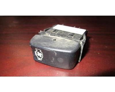 Used Kenworth Engine Fan Switch, Part # P27-1040-13