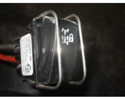 Used Kenworth T660 Interaxle Differential Lock Switch, Part # G90-1066-01