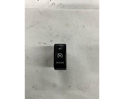 Used 2013 Kenworth T660 Cruise Control Set and Resume Switch, Part # P27-1040-15