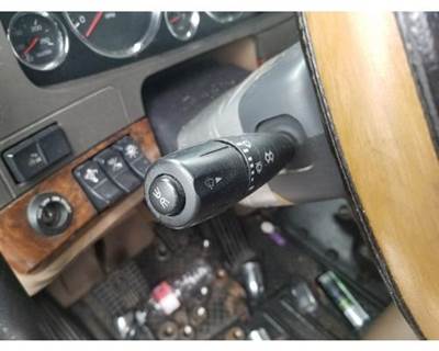 Used 2014 Kenworth T680 Turn Signal and Windshield Wiper Control Switch