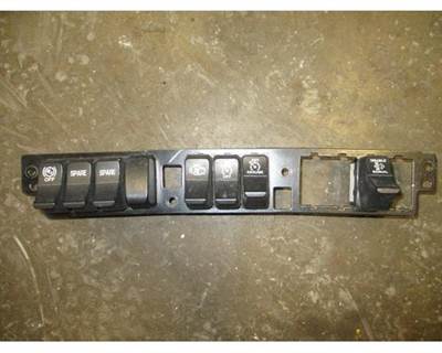 Used Kenworth T680 Switch Panel, Part # P27-1173-006