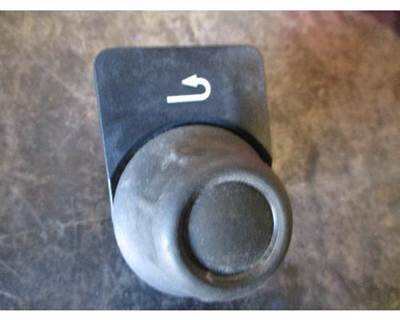 Used Kenworth T680 Console Switch Knob, Part # Q27-1012-102