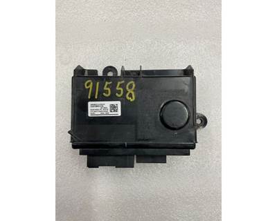 Used 2016 Kenworth W900 Keyless Entry Receiver with 2 Plugs, Part # PP605150 28116441 28167726