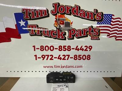 Mack Pinnacle CXU613 Electrical Parts for a Mack CXU613