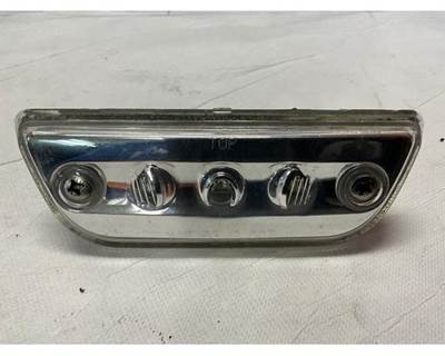 Used Paccar Marker LED Sleeper Clearance Lights, Part # P54-1283-500