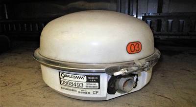 USED QUALCOMM GPS DOME ANTENNA. 
P/N: 10-J1660-18