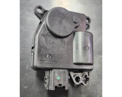 USED BLEND DOOR ACTUATOR.
T6892003
545250008