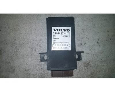 Volvo Intermittent Wiper Module, Part # 3944427-1