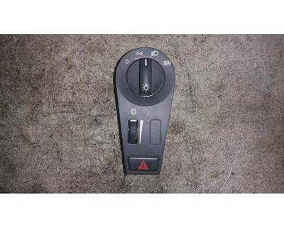 Used Volvo Headlamp Control Unit, Part # 20953575-P06