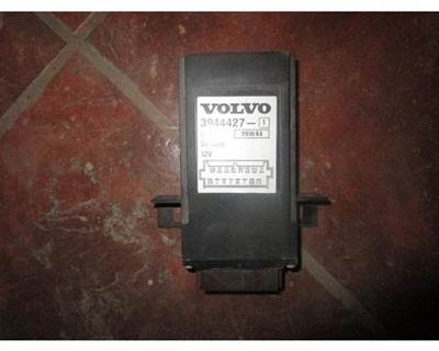 Used Volvo Intermittent Wiper Module, Part # 3944427-1